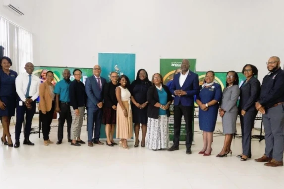 ECAB / AAdvantage® VISA Platinum